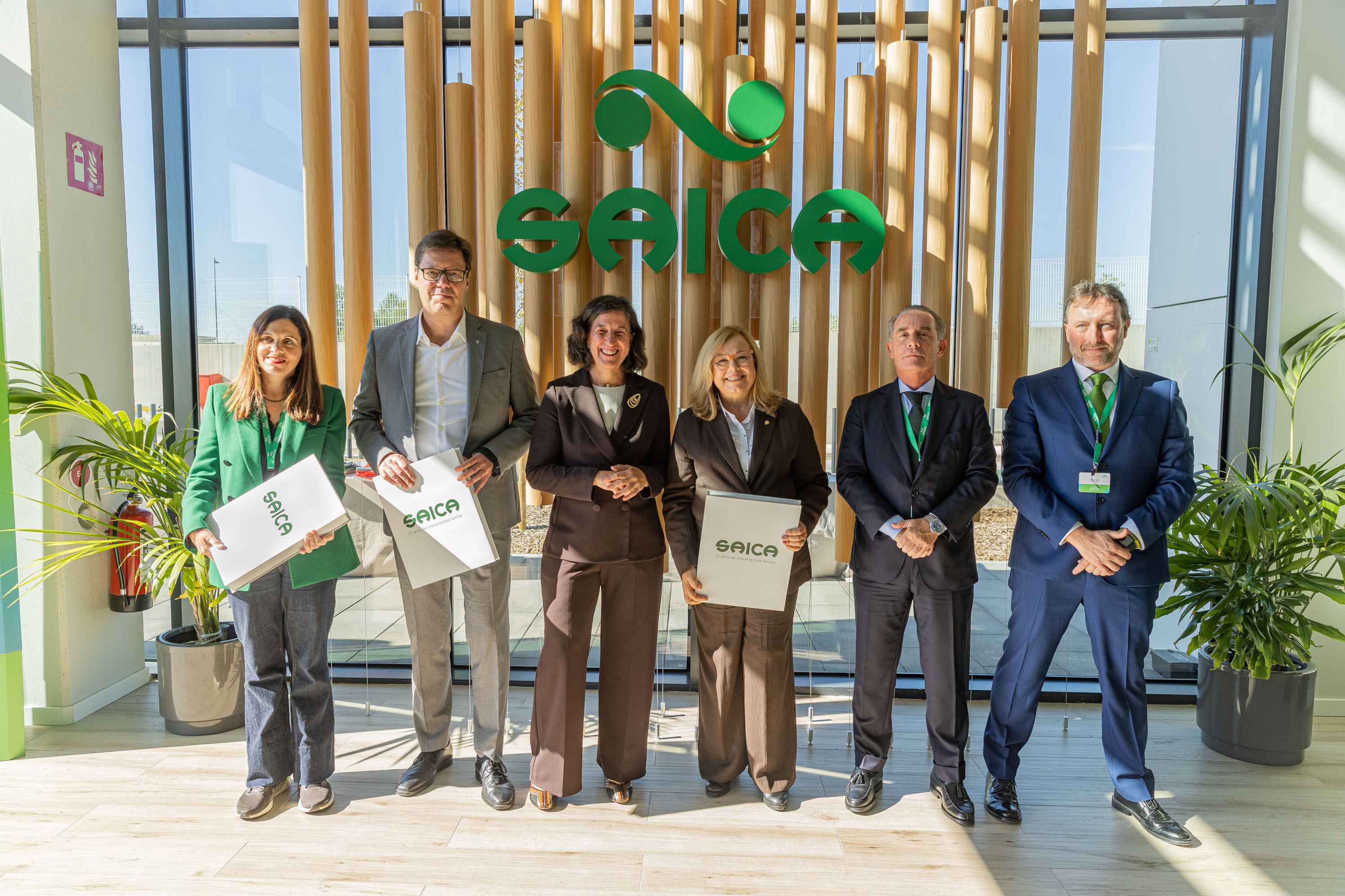 El Grupo Saica inaugura su nueva planta de cartón en Barcelona